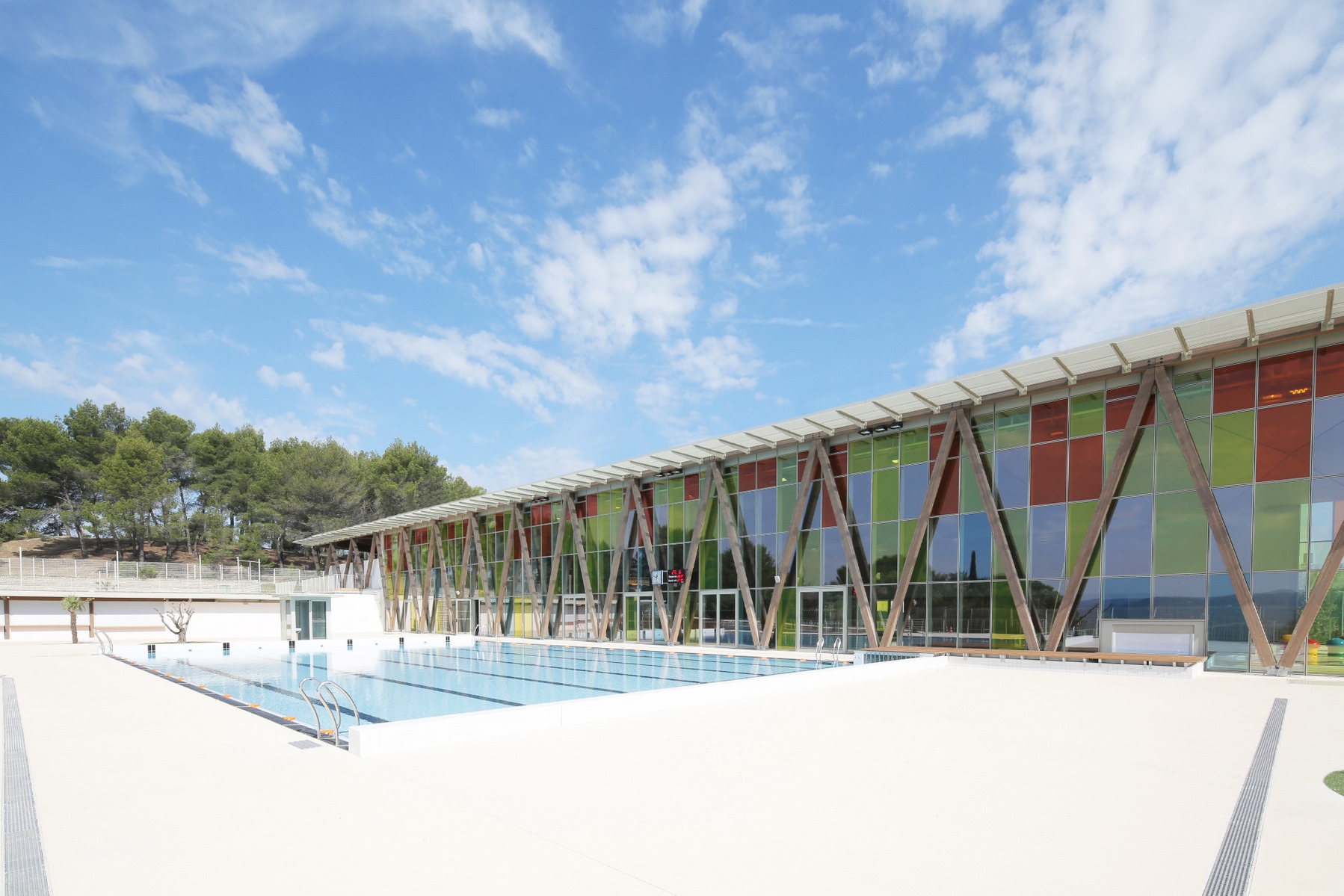 Centre aquatique Pertuis-Durance-Lubéron - Z Architecture