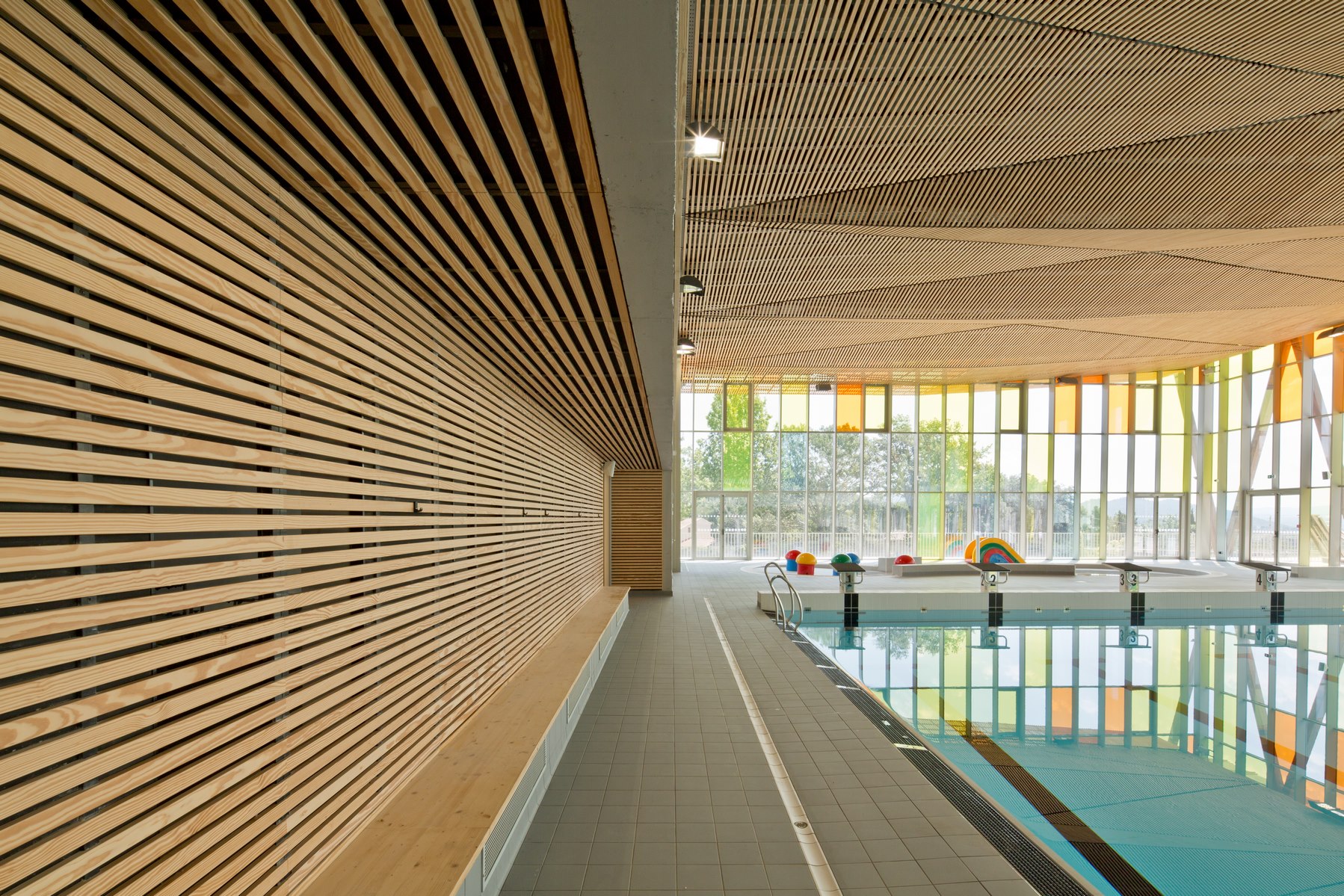 Centre aquatique Pertuis-Durance-Lubéron - Z Architecture
