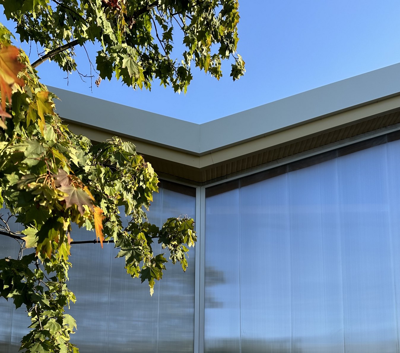 Les Portes de la Soie - parc d'activités nouvelle génération - Vaulx-en-Velin (69) - Z Architecture - chantier, détail matériau façade
