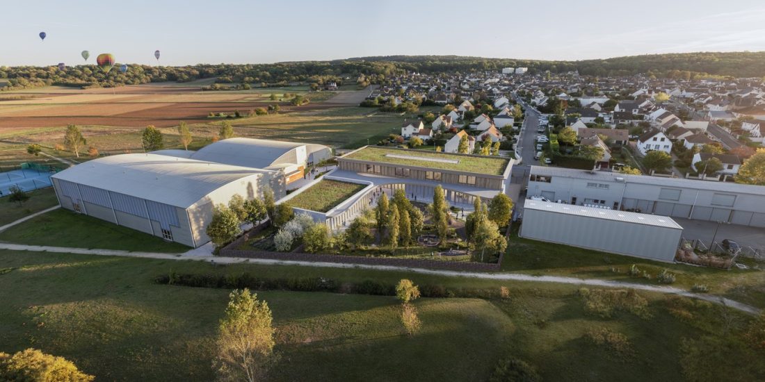 École élémentaire, restaurant scolaire et centre d'activités Flins-sur-Seine - Z Architecture - Perspective concours architecture