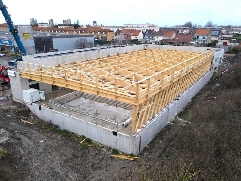 Nouvelle piscine intercommunale - Calais (62) - Z Architecture - vue aérienne