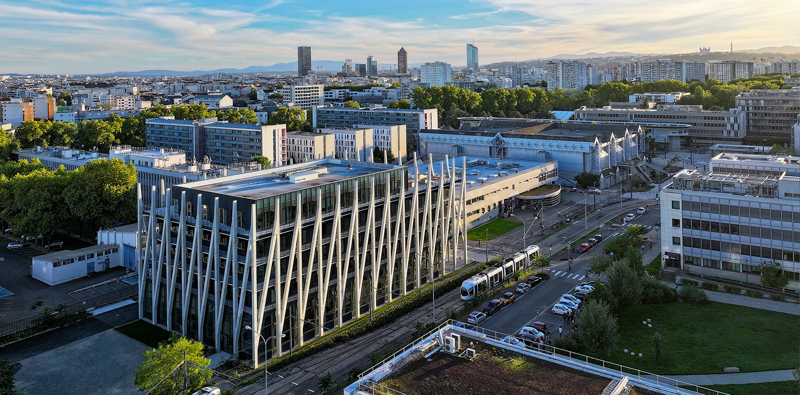 I-Factory, la Fabrique de l'Innovation - Campus LyonTech La Doua - Villeurbanne - Z Architecture